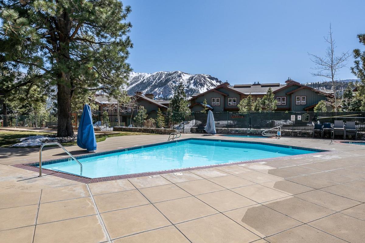 Ski In Ski Out Juniper Springs Lodge #351 Luxury Slope-Side 2 Bedrm 2 Bath End Unit! Mammoth Lakes Buitenkant foto