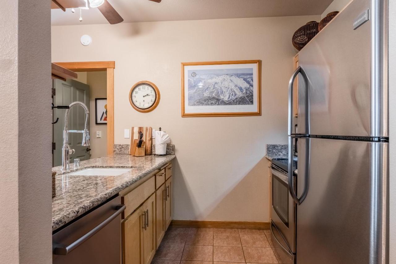 Ski In Ski Out Juniper Springs Lodge #351 Luxury Slope-Side 2 Bedrm 2 Bath End Unit! Mammoth Lakes Buitenkant foto